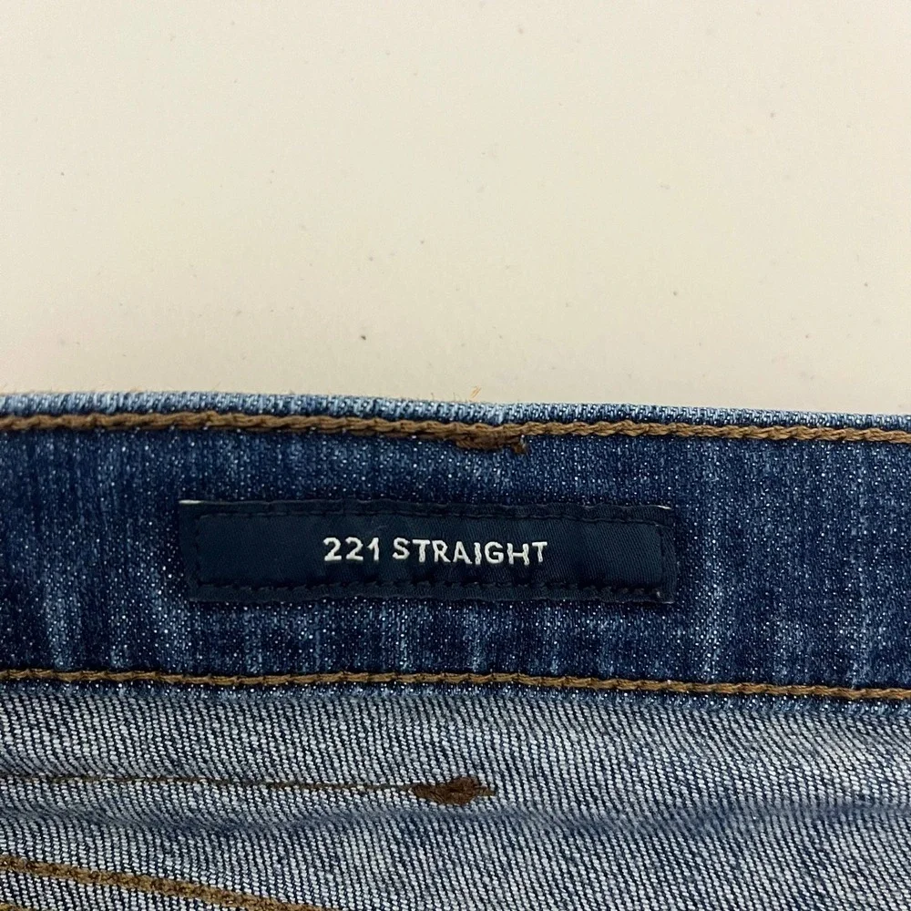 Lucky Brand 221 Straight Mens Jeans Blue Medium Wash 38x32 Denim Pants